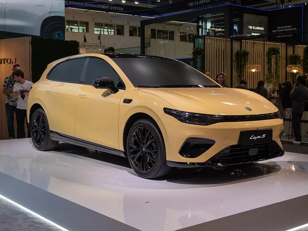 Leapmotor Lafa 5 I ПОКОЛЕНИЕ (B05)