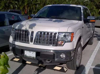 Lincoln Mark LT 2 поколение