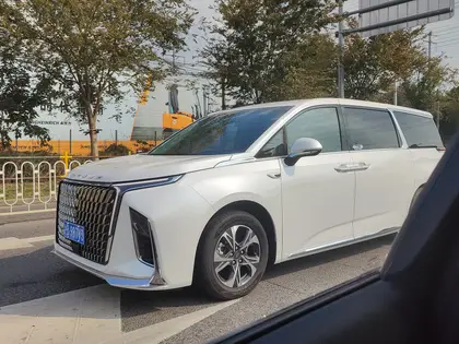 Maxus G90 1 поколение